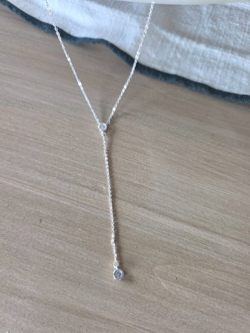 Banana Republic Silver-toned and Crystal Lariat Necklace - Picture 2 of 4